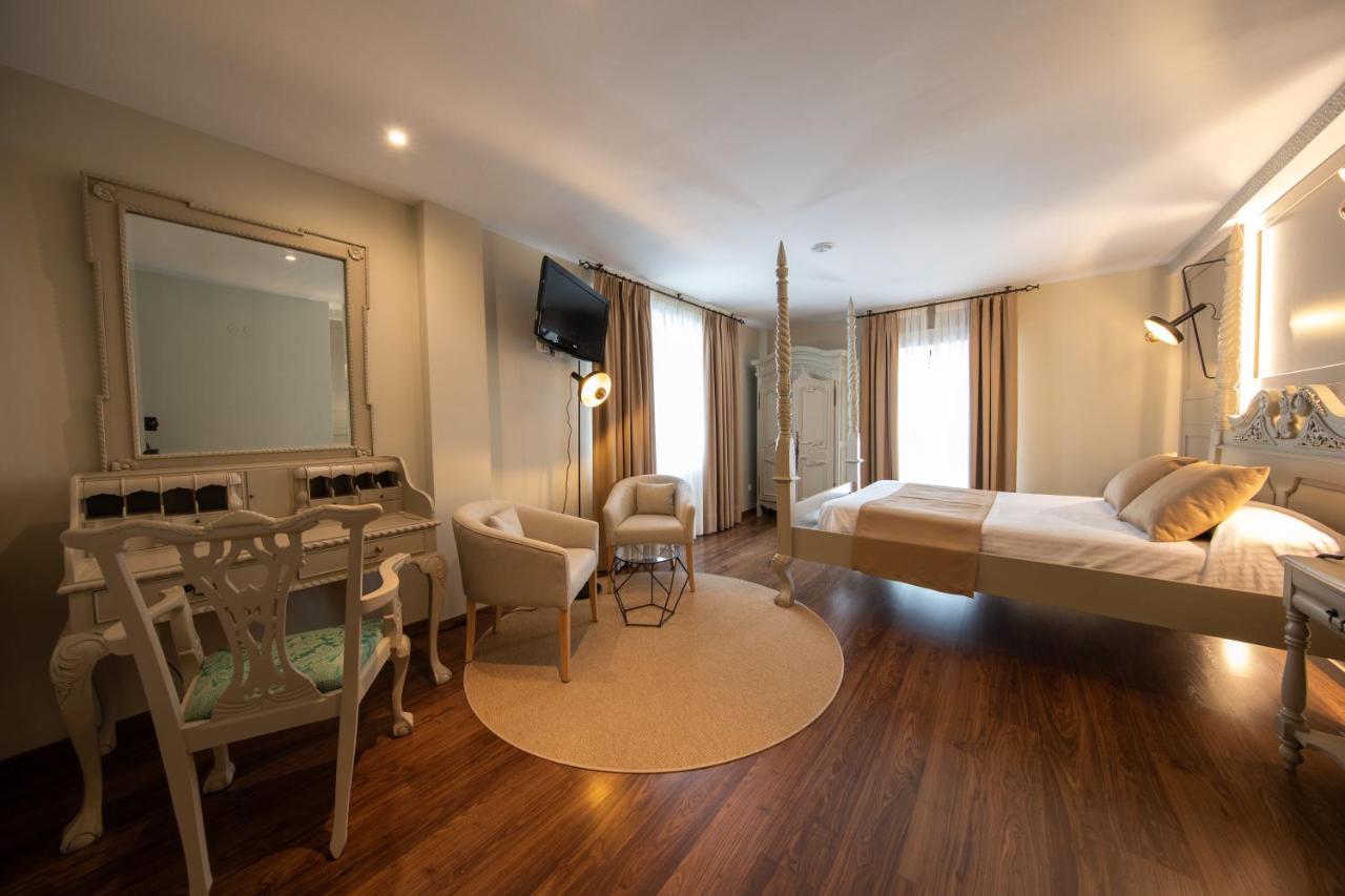Hotel Casablanca 3*